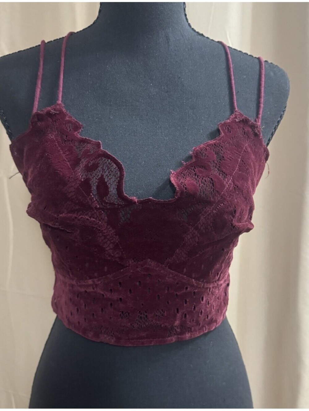 Free People ONE Burgundy Velvet Bralette Bra Spaghetti Adjustable Straps M